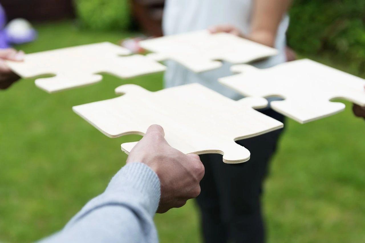 怎样构建新型协调劳动关系？？？？？？？手艺前进的双刃剑与未来的劳动力市场 | 学术万利官网