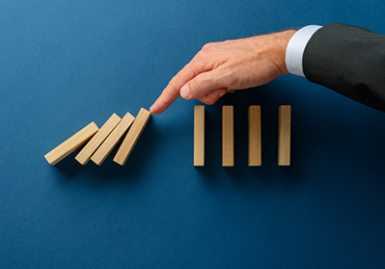 路江涌、易希薇：“危”字当头，，，，，，，企业需破解4大挑战