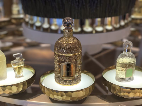 消耗社会与娇兰的奢侈品管理