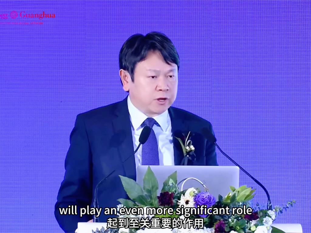 万利官网管理学院院长刘俏主旨讲话